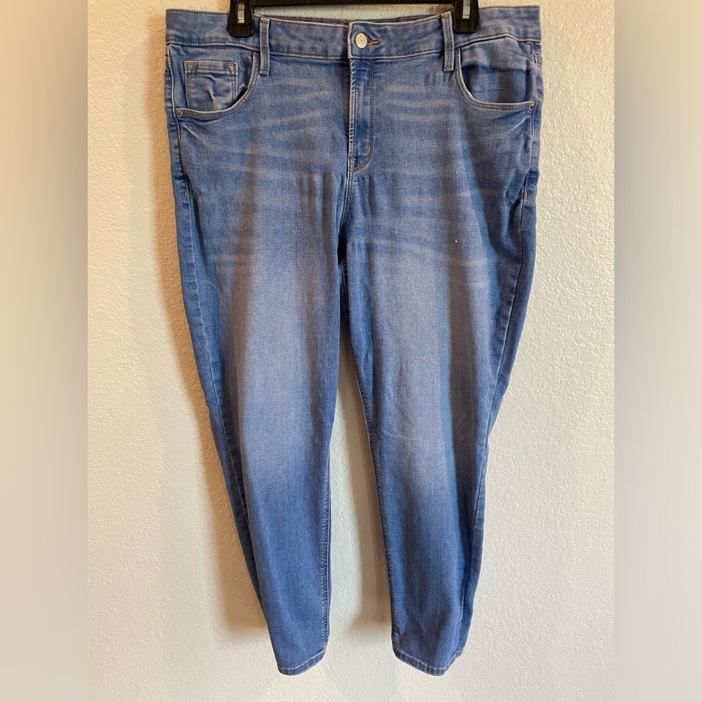 Old Navy Rockstar Super Skinny Jeans - Size 16